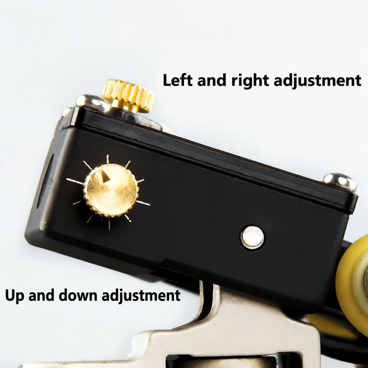Folding Metal Slingshot with Green Laser Sight thumbnail 3